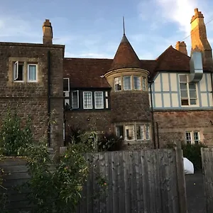 Holly Grove - Homestay Bristol